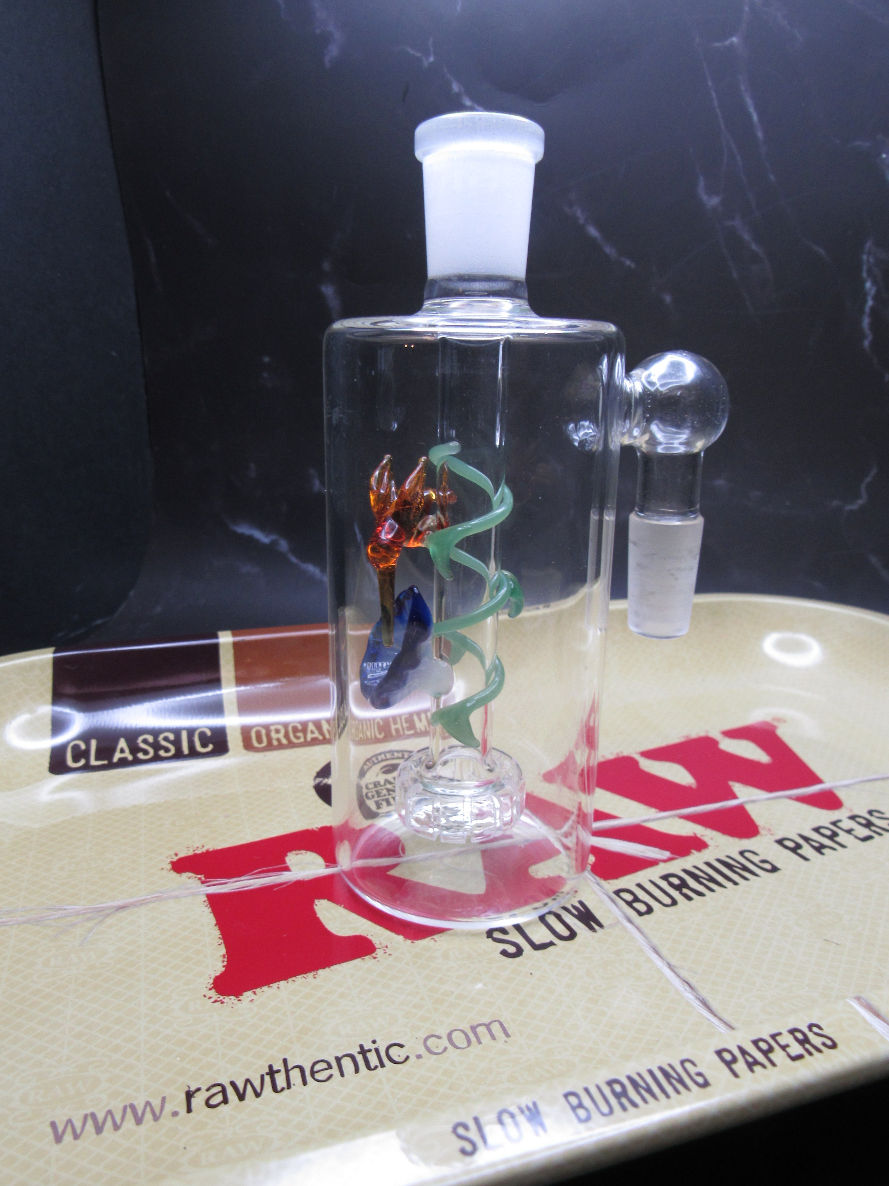"Floral Hummingbird Glass Ash Catcher – 14mm Joint"