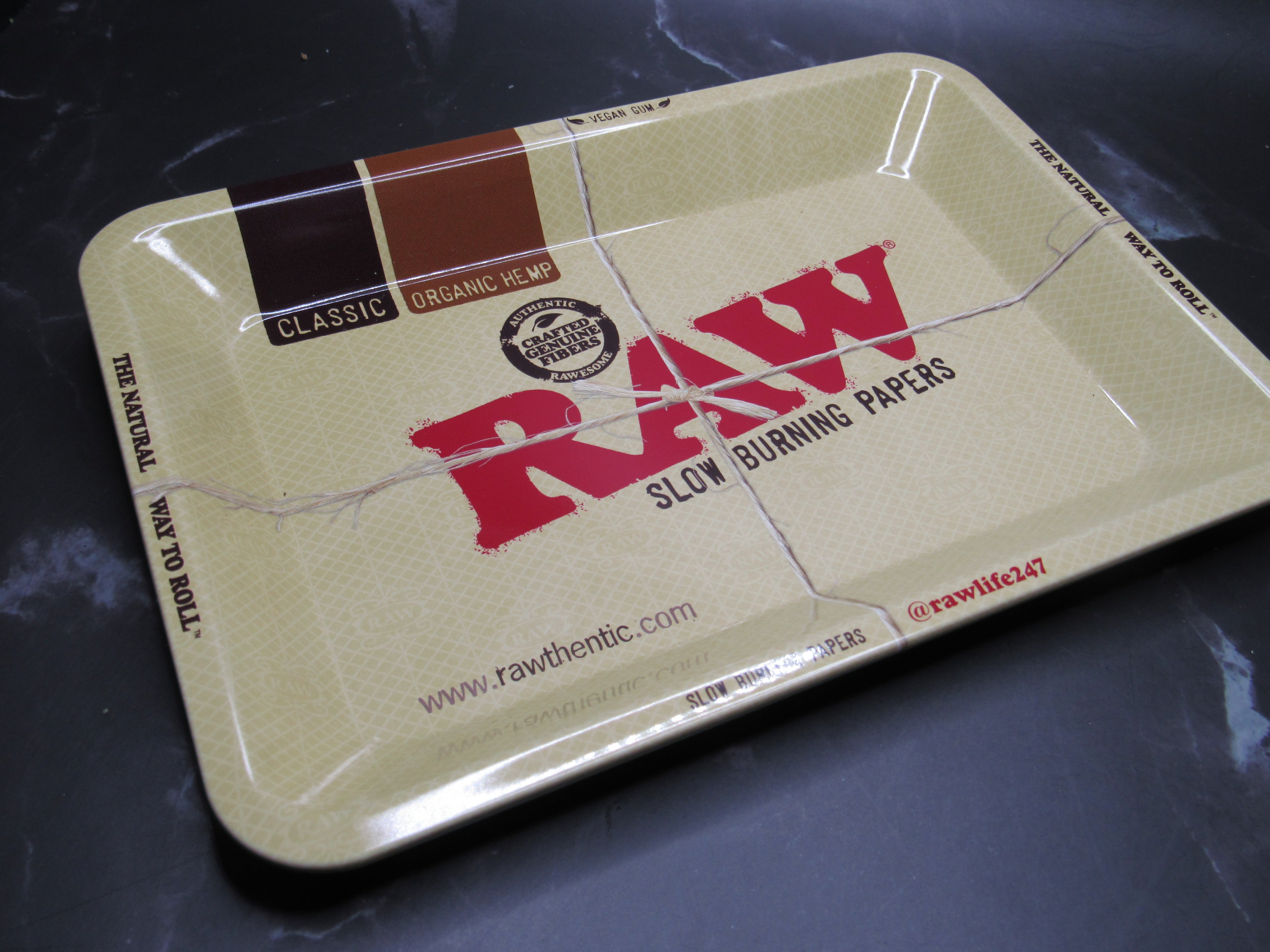 RAW Classic Mini Rolling Tray – Compact Metal Tray with Organic Hemp Design