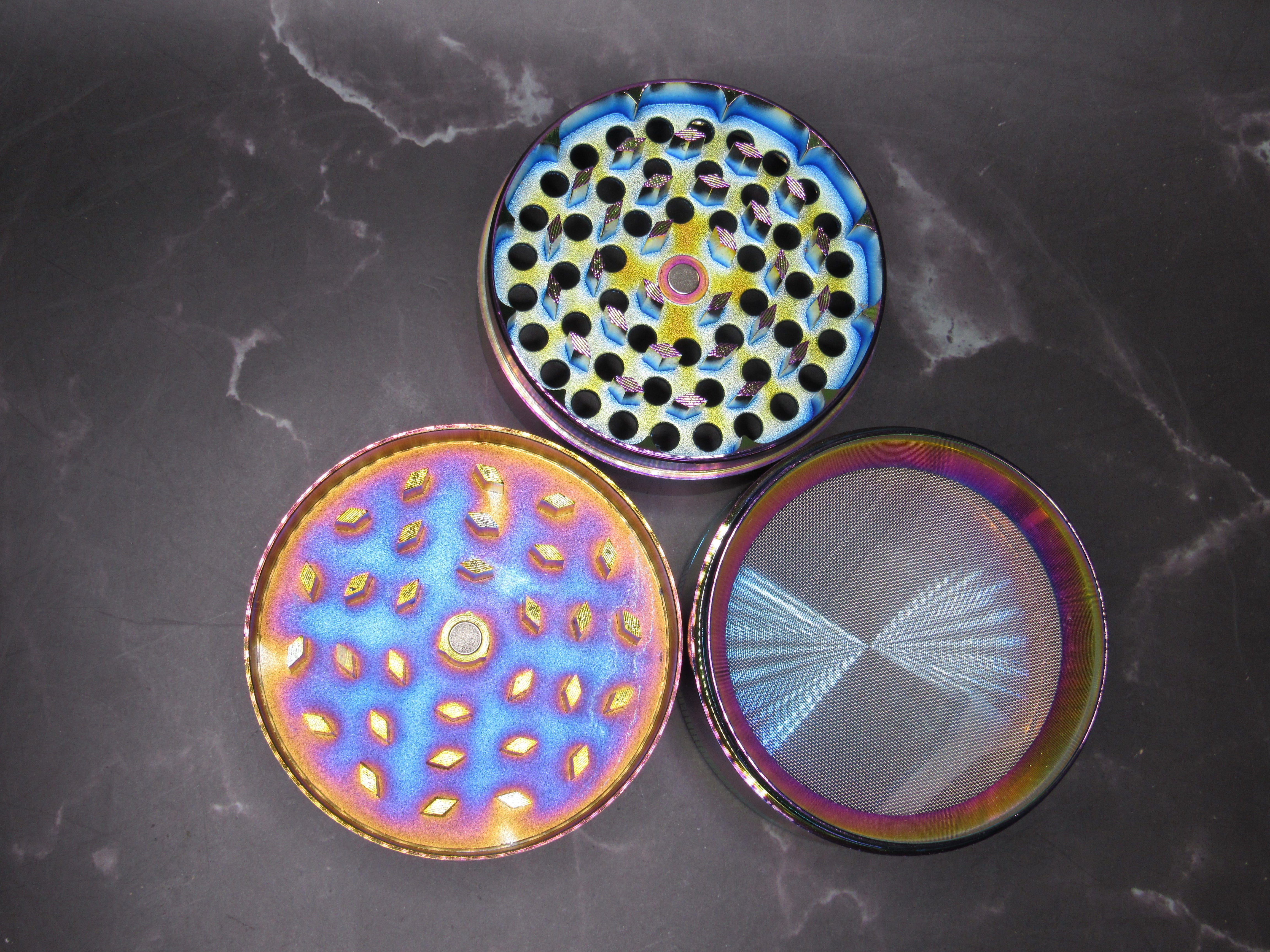 Iridescent Maze Top Herb Grinder – 4-Piece, Rainbow Titanium Finish
