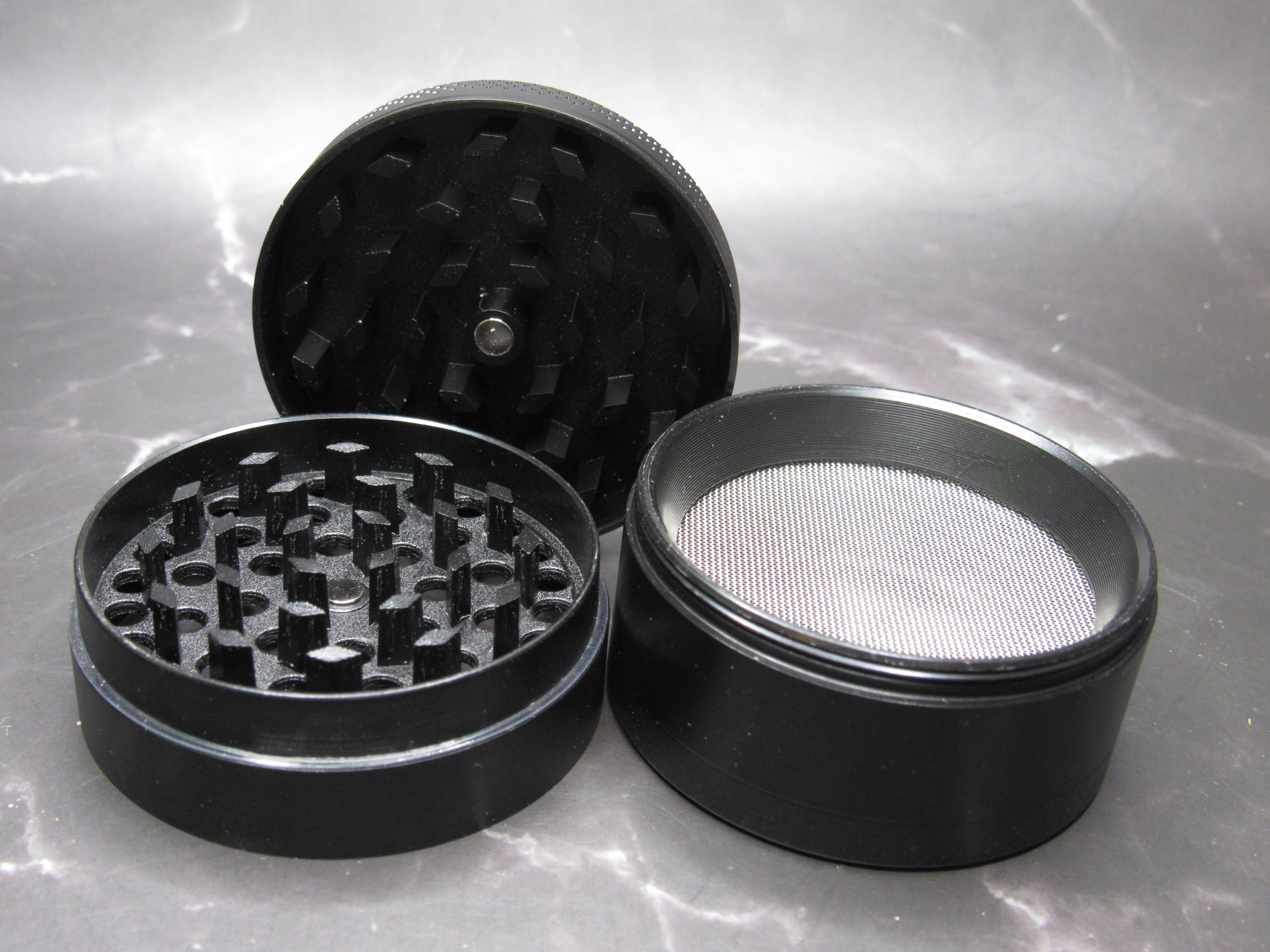 Yin Yang Floral Herb Grinder – 2.5" 4-Piece